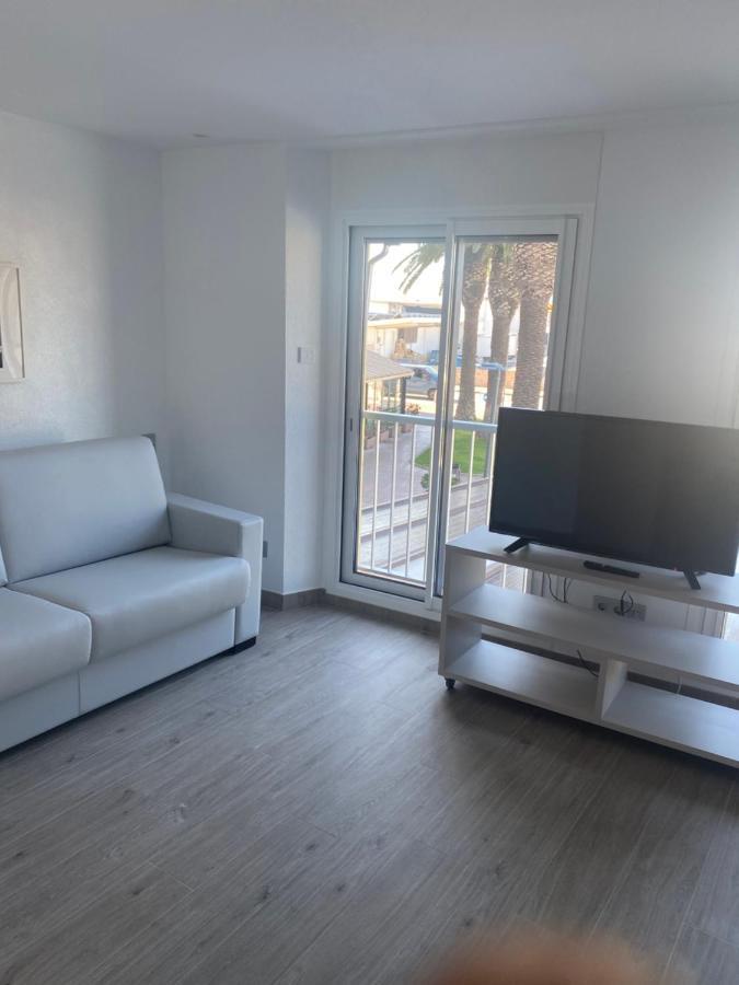 Loft Amb Vistes Al Mar By Apartaments La Catifa Palamós Exterior foto